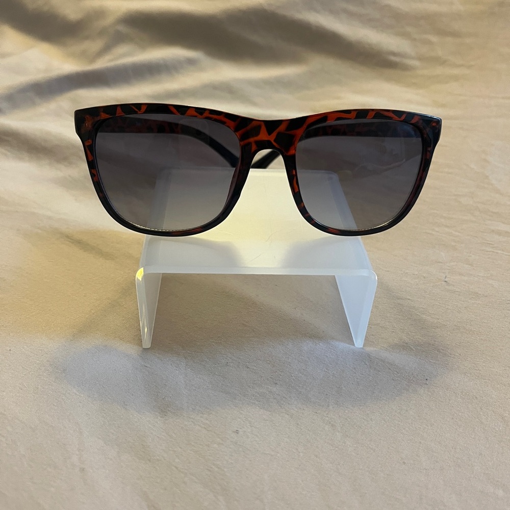 Stylish Black and Orange Sunglasses